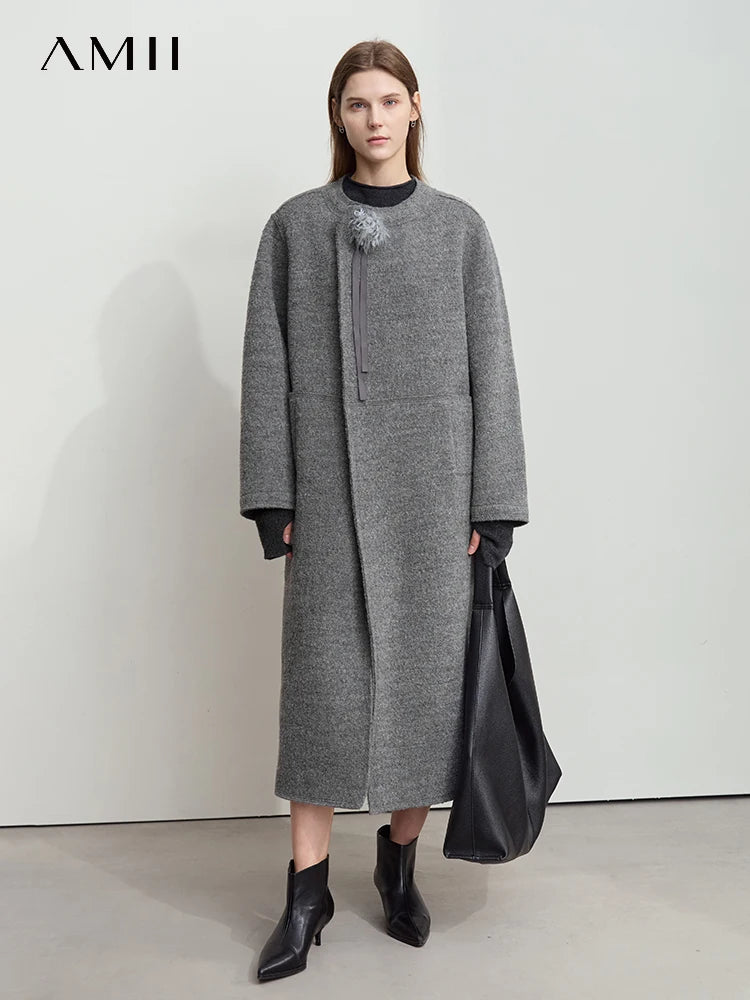 Women's 100% Wool Minimalist Winter Coat - Loose Commuter Outerwear