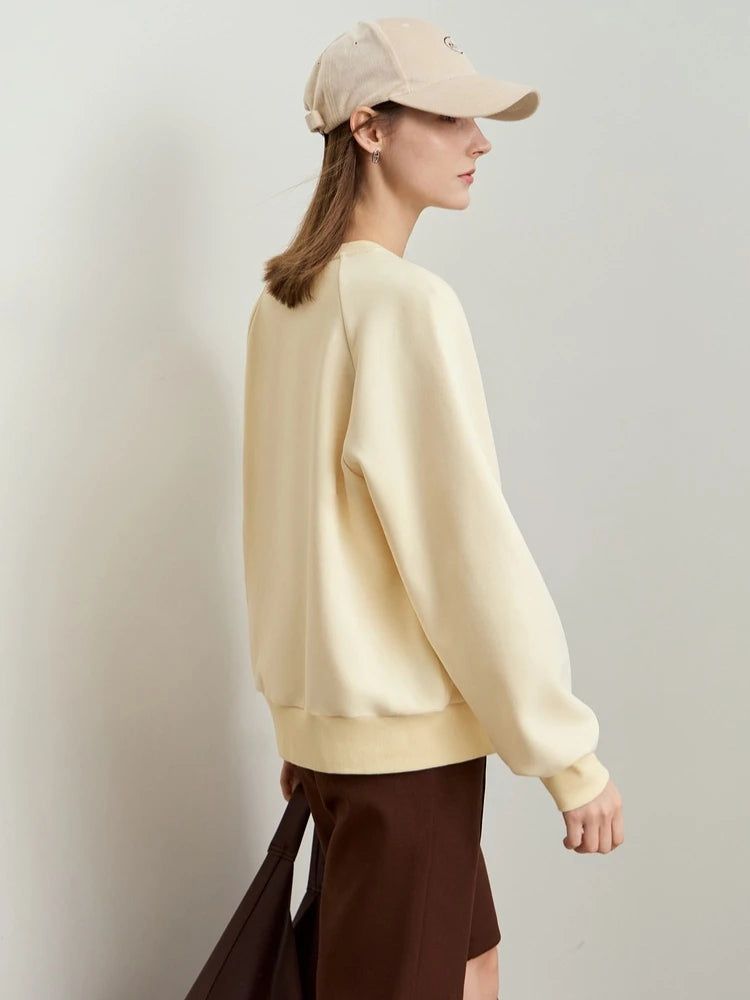 Women's Minimalist Fleece Pullover - Casual Loose Winter Sweatshirt