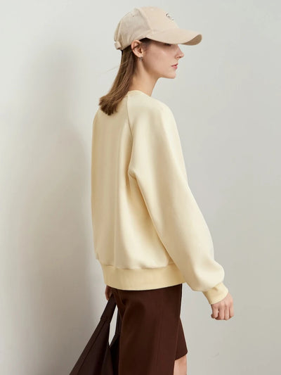 Minimalist Fleece Sweatshirt | Loose O-Neck Winter Pullover